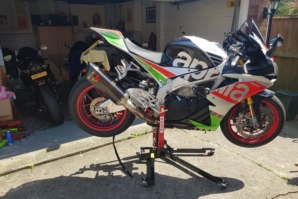 abba Sky Lift fitted to Aprilia RSV4